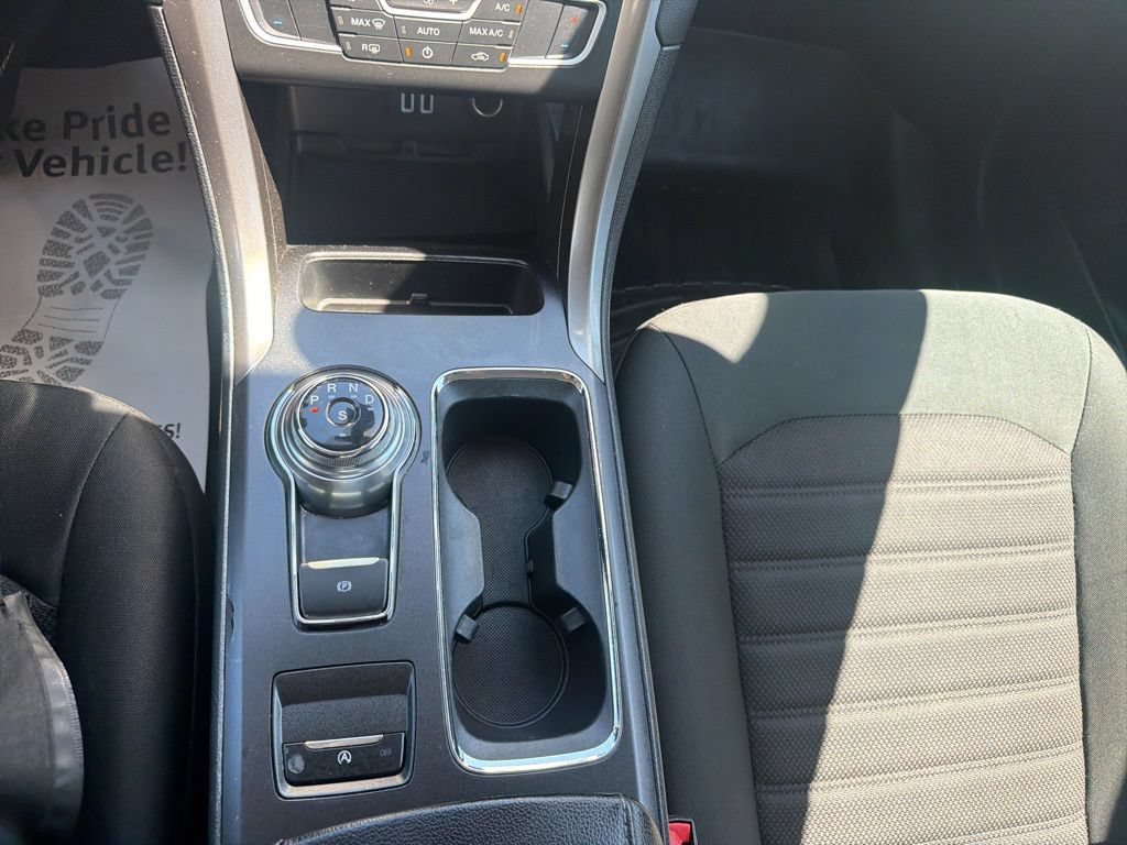 Used 2019 Ford Fusion SE FWD image 29
