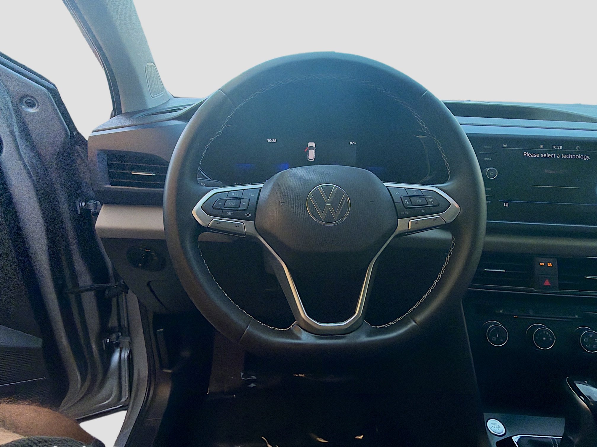 Used 2022 Volkswagen Taos SE FWD image 10