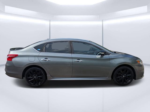 Used 2017 Nissan Sentra SR w/ SR Midnight Edition FWD image 2