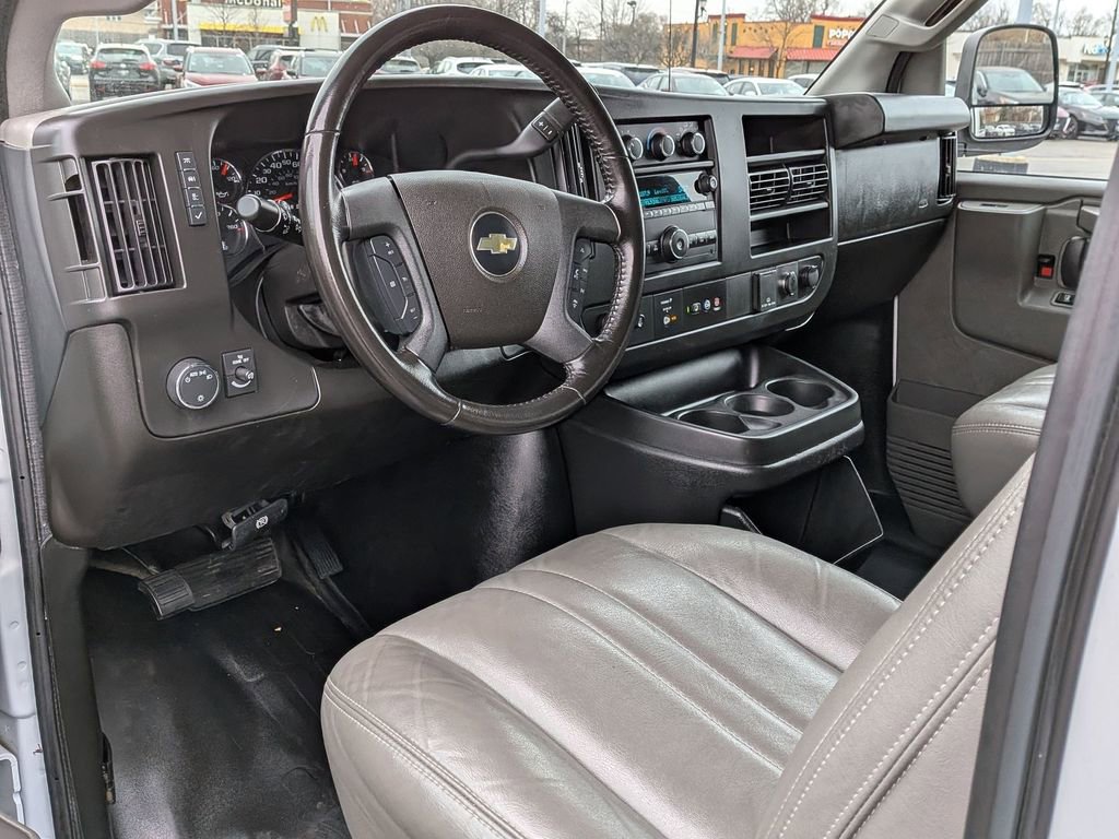 Used 2023 Chevrolet Express 3500 LS image 10