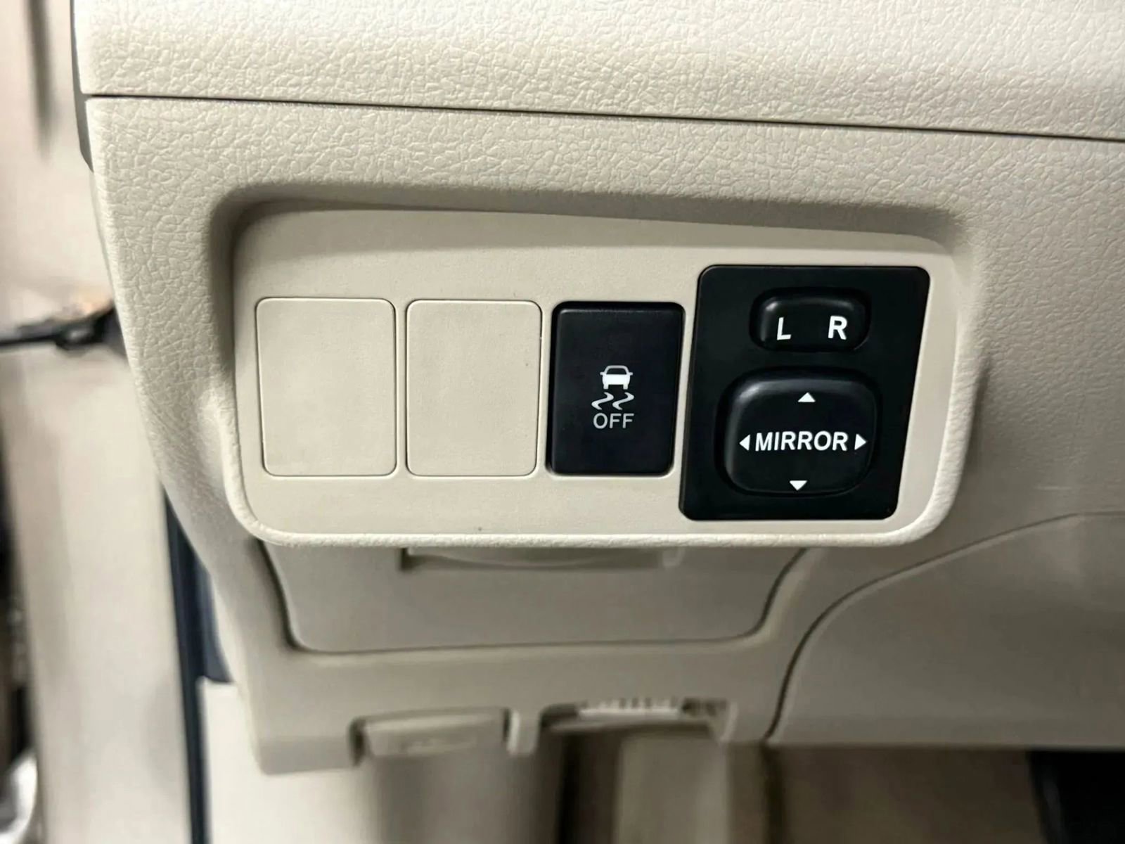 Used 2009 Toyota Corolla LE image 26