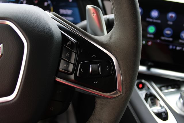 Used 2023 Chevrolet Corvette Stingray Preferred Conv w/ Z51 Performance Package RWD image 10
