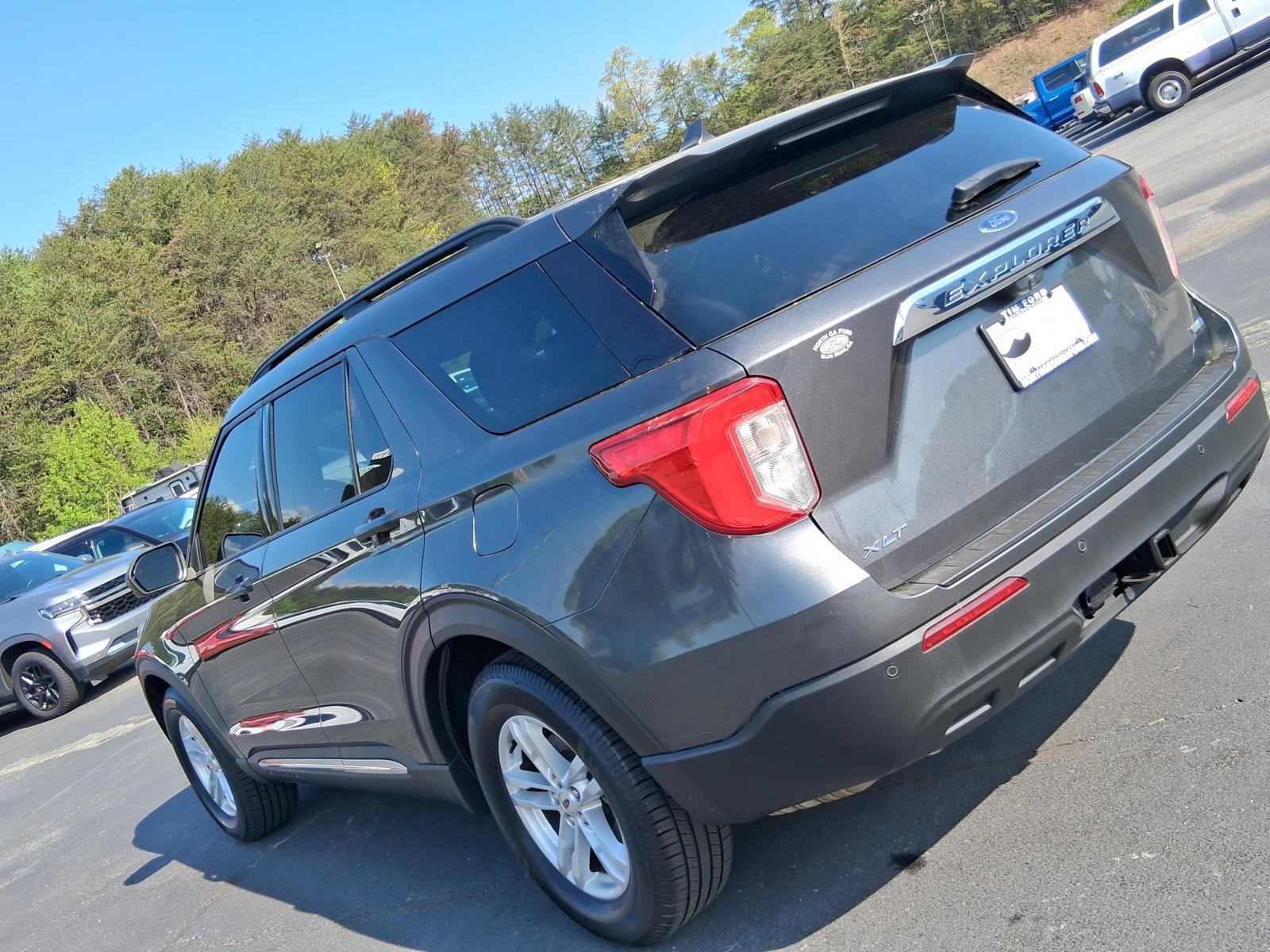 Used 2020 Ford Explorer XLT w/ Class III Trailer Tow Package AWD/4WD image 33