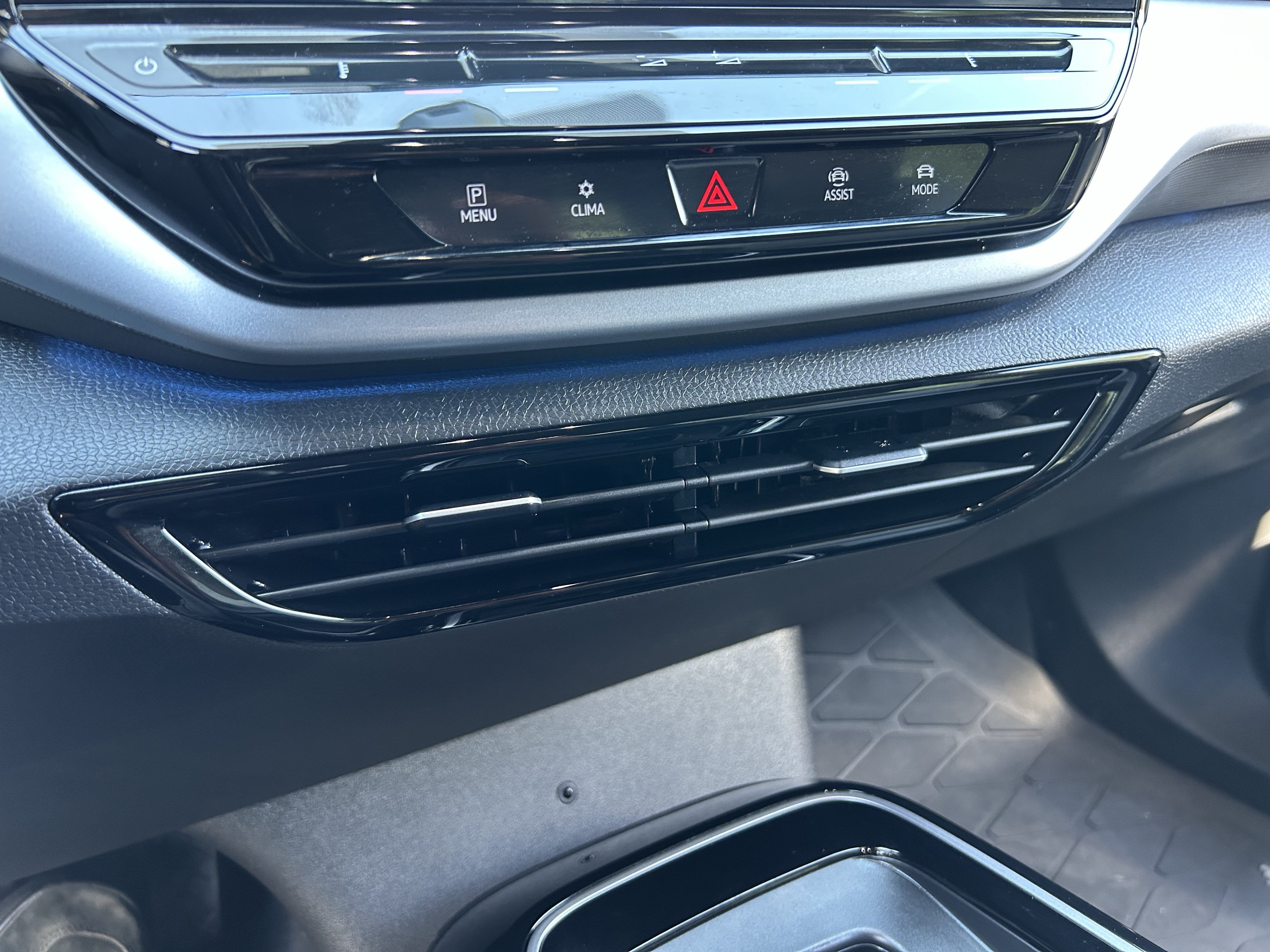 Used 2023 Volkswagen ID.4 Pro RWD image 22