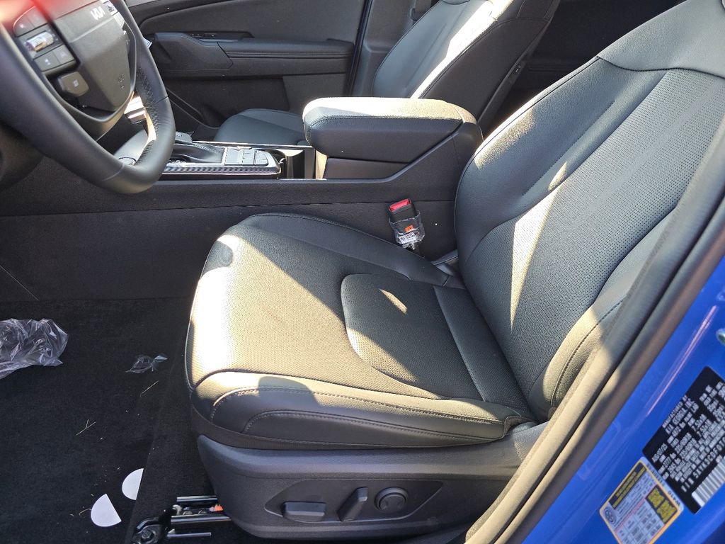 New 2026 Kia Sportage EX w/ EX Panorama Roof Package image 25