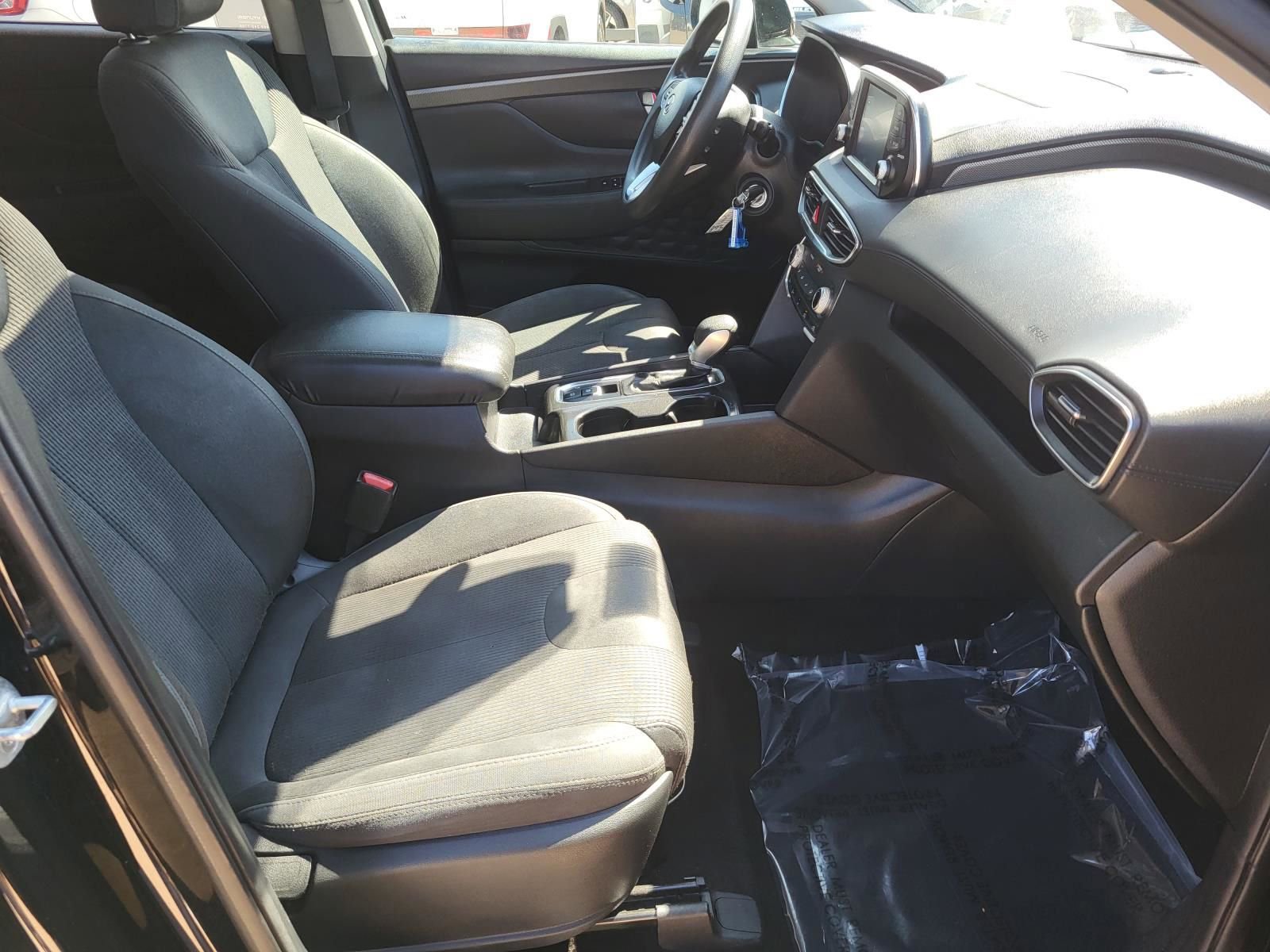 Used 2020 Hyundai Santa Fe SE FWD image 8