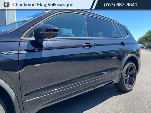 Used 2024 Volkswagen Tiguan SE R-Line w/ MDO Package, Two-Row AWD/4WD image 3
