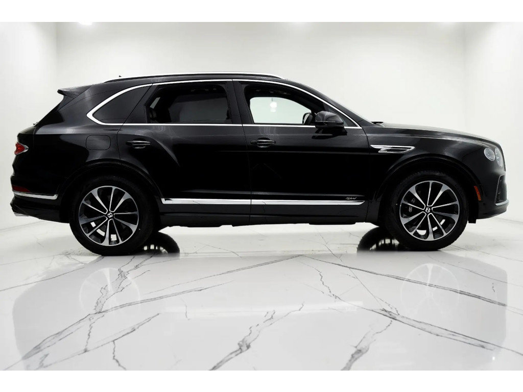 Certified 2021 Bentley Bentayga Plug-In Hybrid AWD/4WD image 5