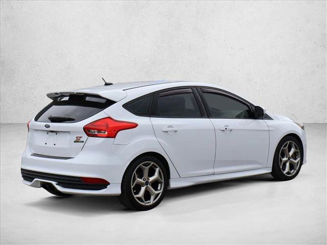 Used 2016 Ford Focus ST w/ Equipment Group 402A FWD image 5