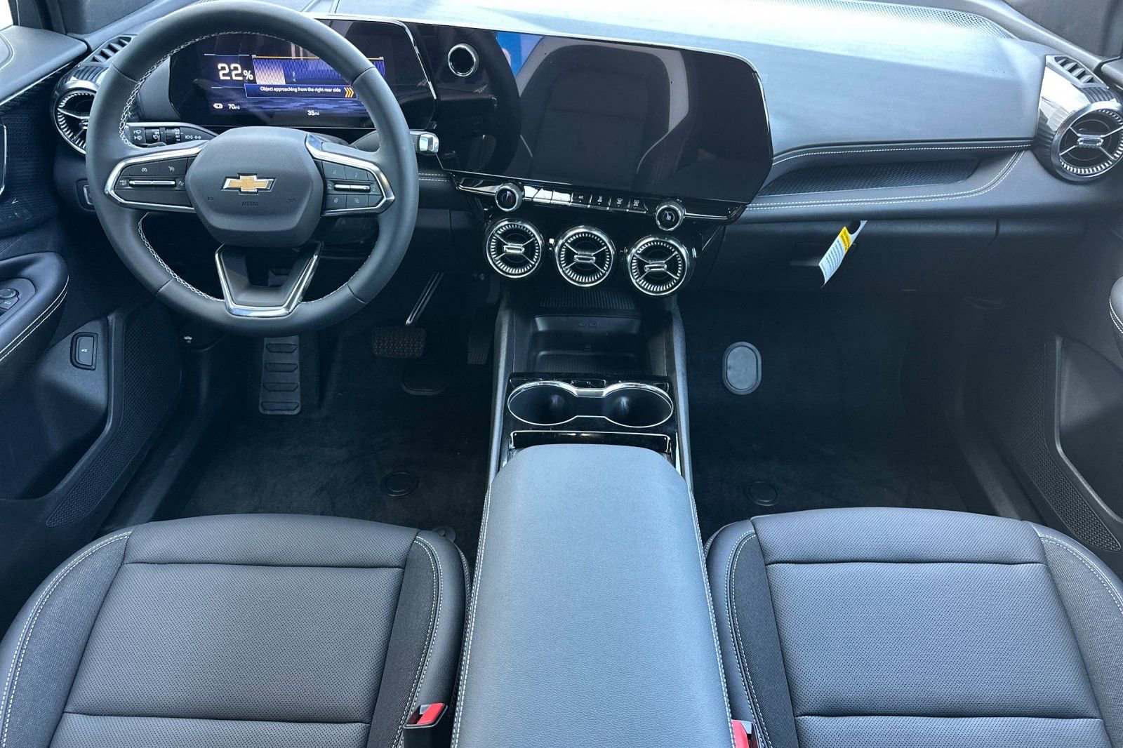 New 2025 Chevrolet Blazer EV LT image 13