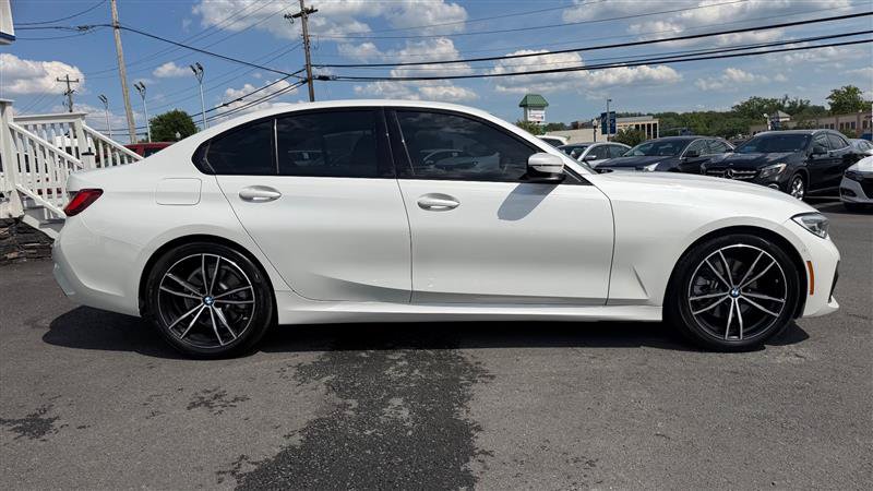 Used 2020 BMW 330i xDrive Sedan w/ M Sport Package AWD/4WD image 7