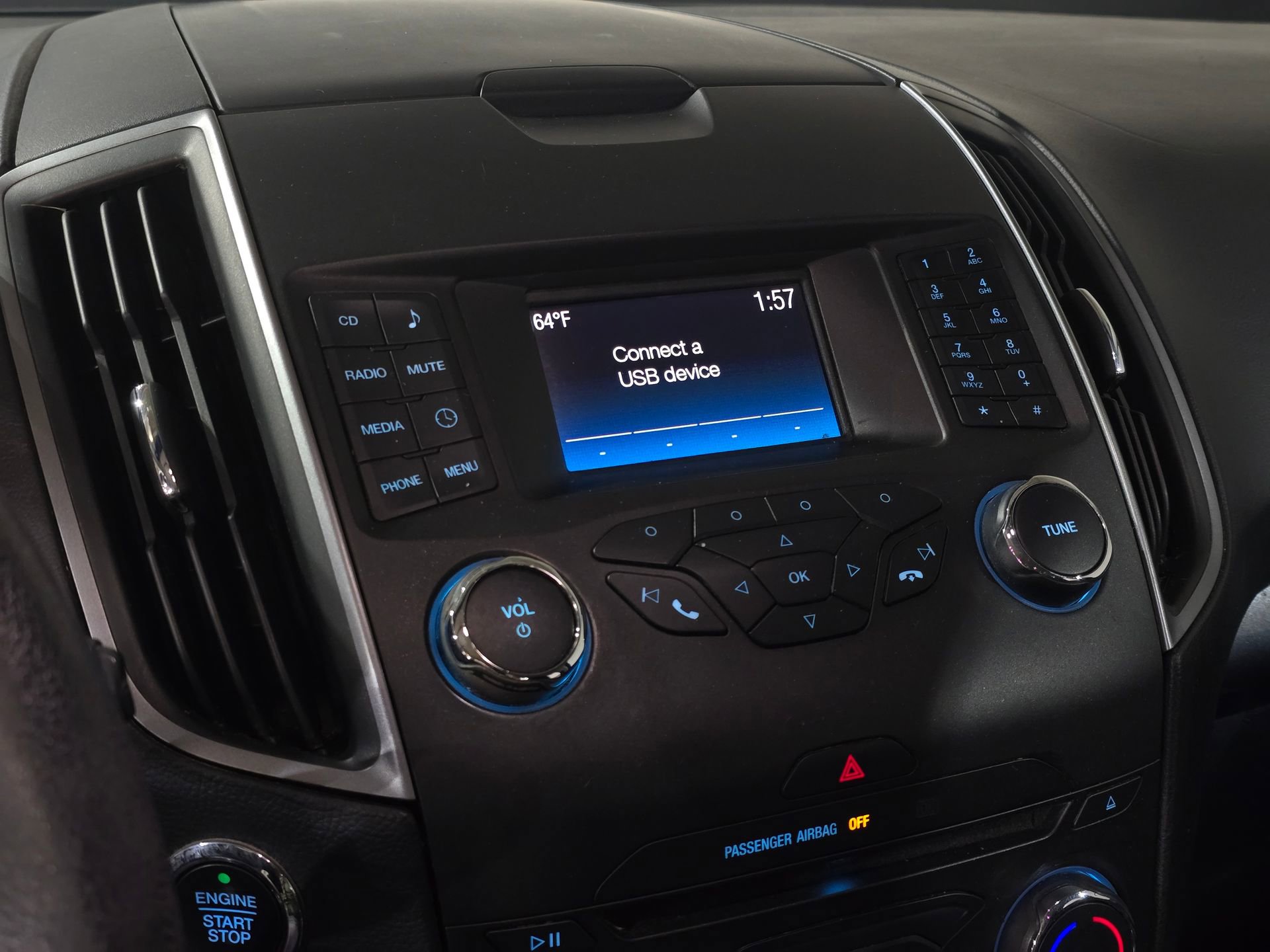 Used 2017 Ford Edge SE image 22