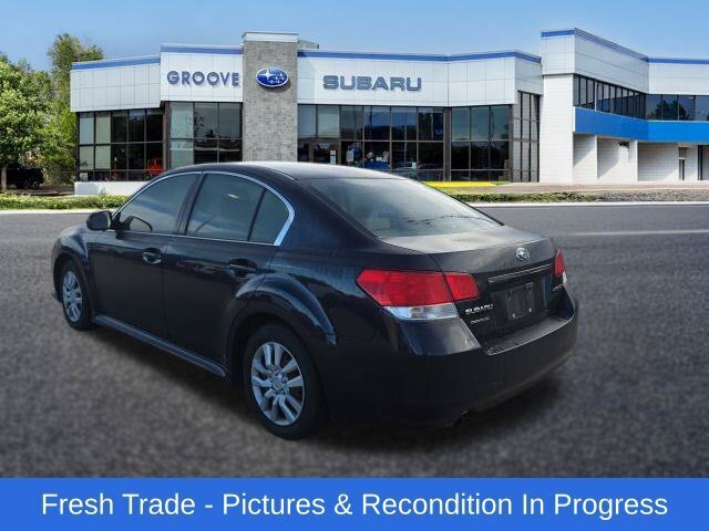Used 2013 Subaru Legacy 2.5i AWD/4WD image 3