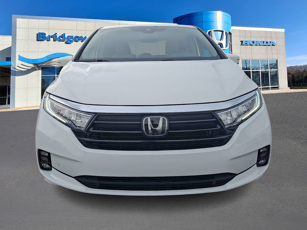 Used 2023 Honda Odyssey Elite image 2