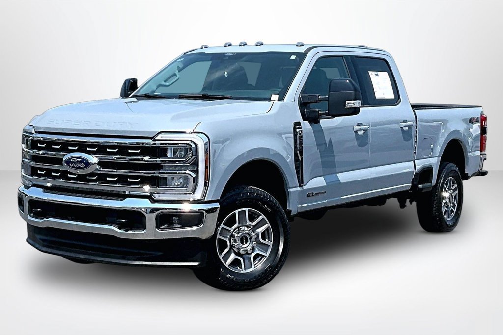 Used 2024 Ford F250 Lariat AWD/4WD image 3
