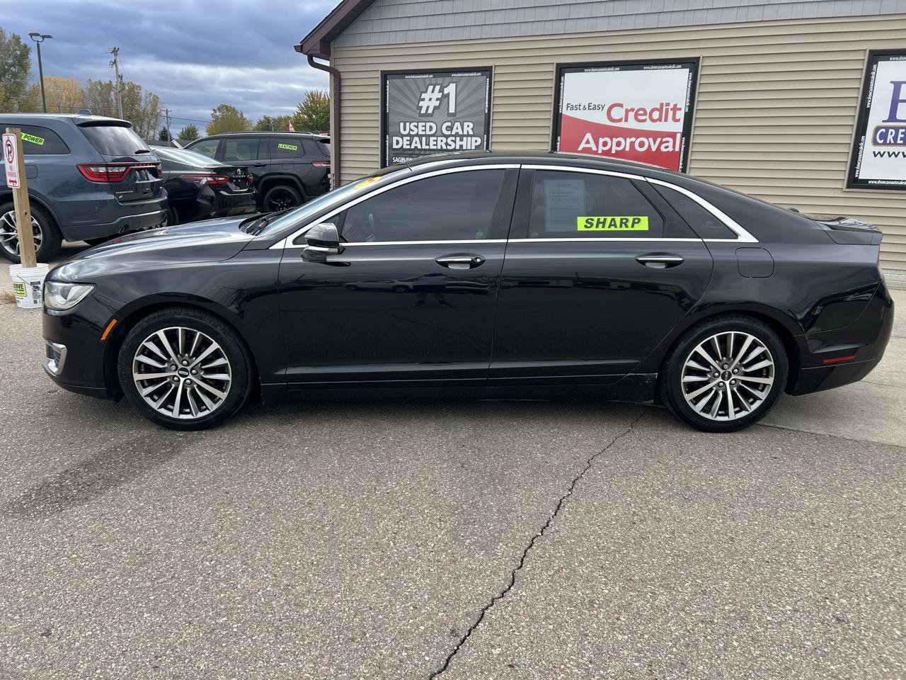 Used 2017 Lincoln MKZ Premiere FWD image 8