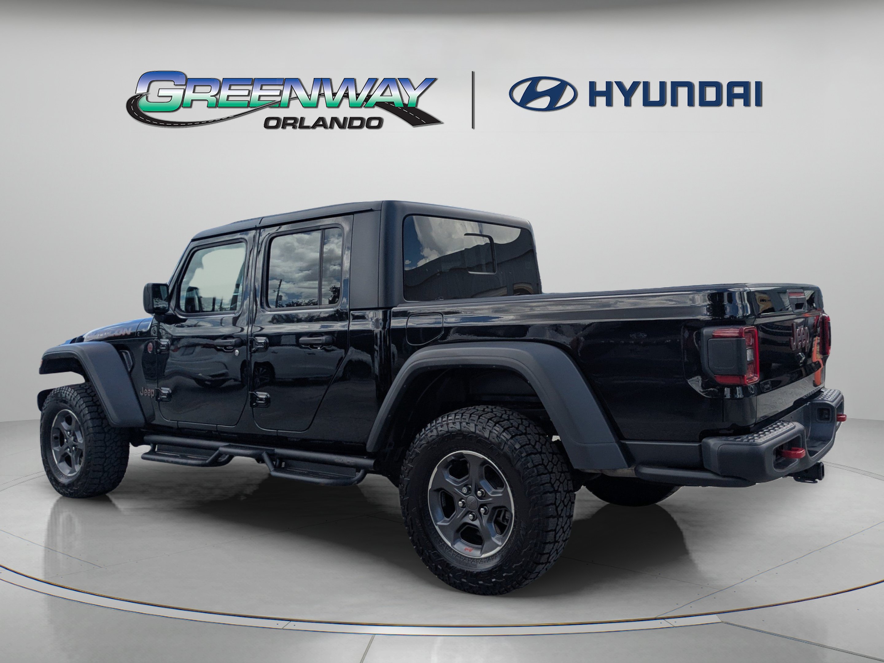 Used 2023 Jeep Gladiator Rubicon w/ LED Lighting Group AWD/4WD image 6
