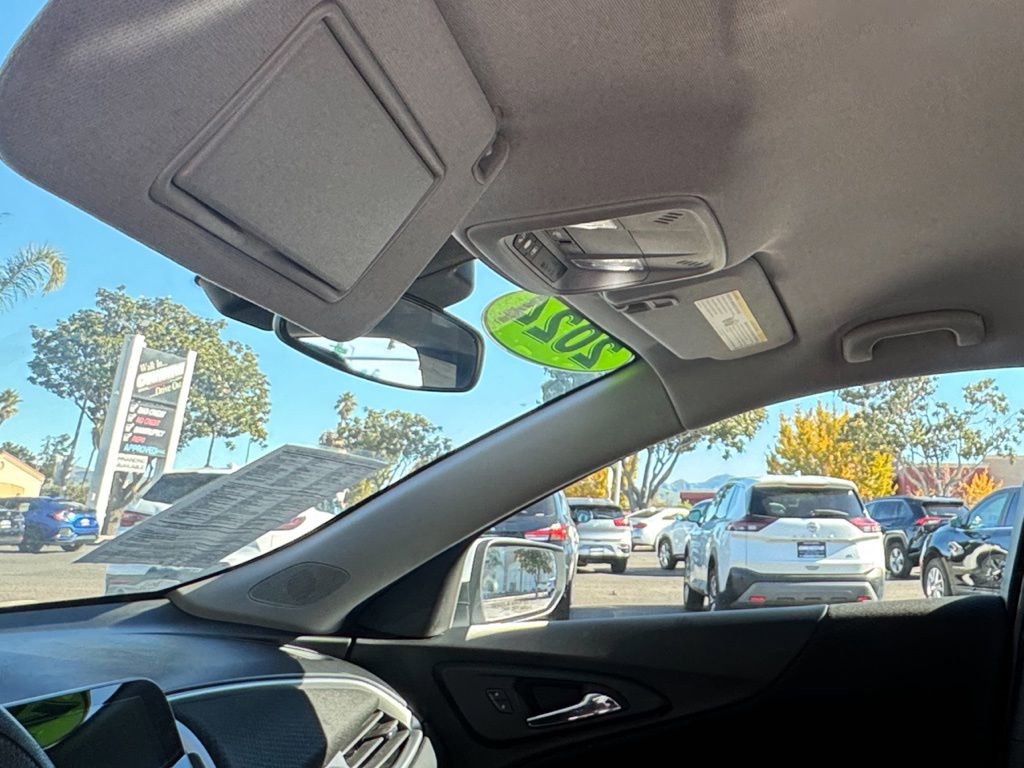 Used 2024 Chevrolet Malibu LT image 16