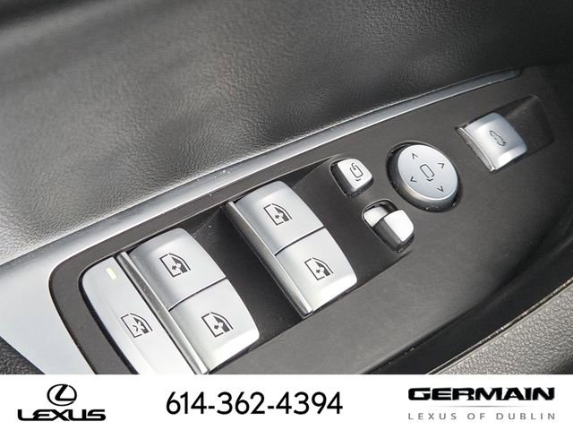 Used 2023 BMW X3 M40i w/ Premium Package image 34