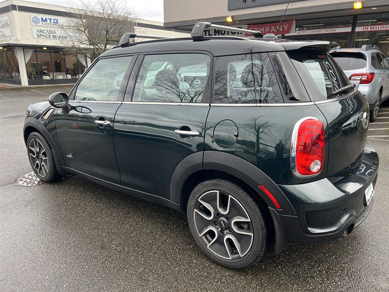 Used 2011 MINI Cooper Countryman S image 2
