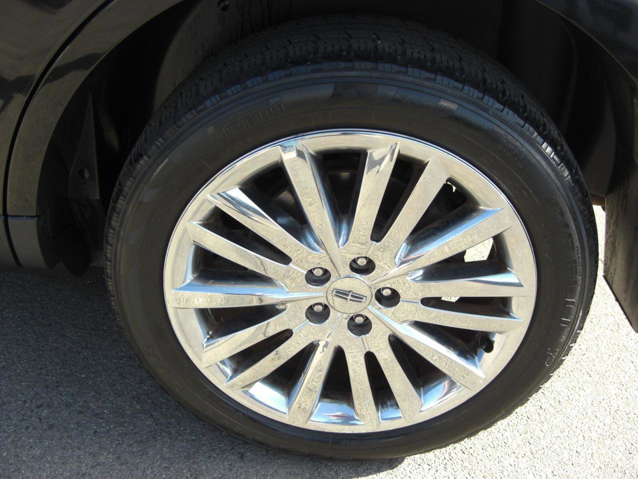 Used 2015 Lincoln MKX AWD 4dr w/ Equipment Group 102A image 5