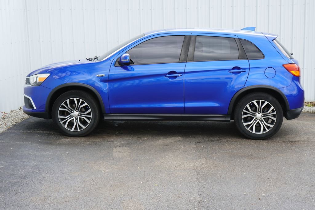 Used 2017 Mitsubishi Outlander Sport ES FWD image 3