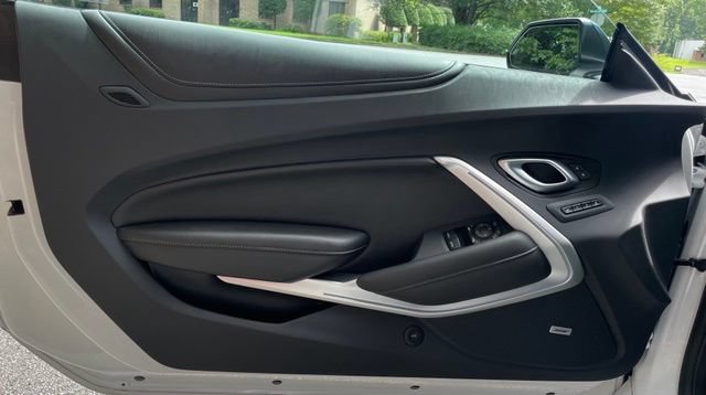 Used 2023 Chevrolet Camaro SS RWD image 18