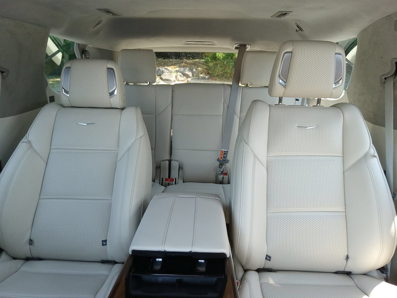 Certified 2026 Cadillac Escalade Platinum Sport AWD/4WD image 23