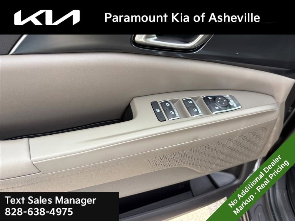 New 2026 Kia Carnival LXS image 24