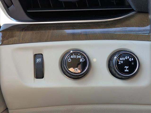Used 2019 Cadillac Escalade Premium Luxury image 14