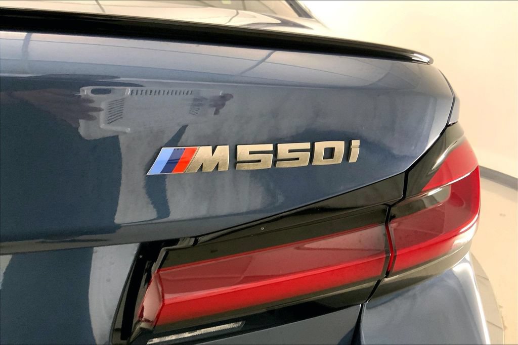 Certified 2023 BMW M550i xDrive w/ Executive Package AWD/4WD image 7