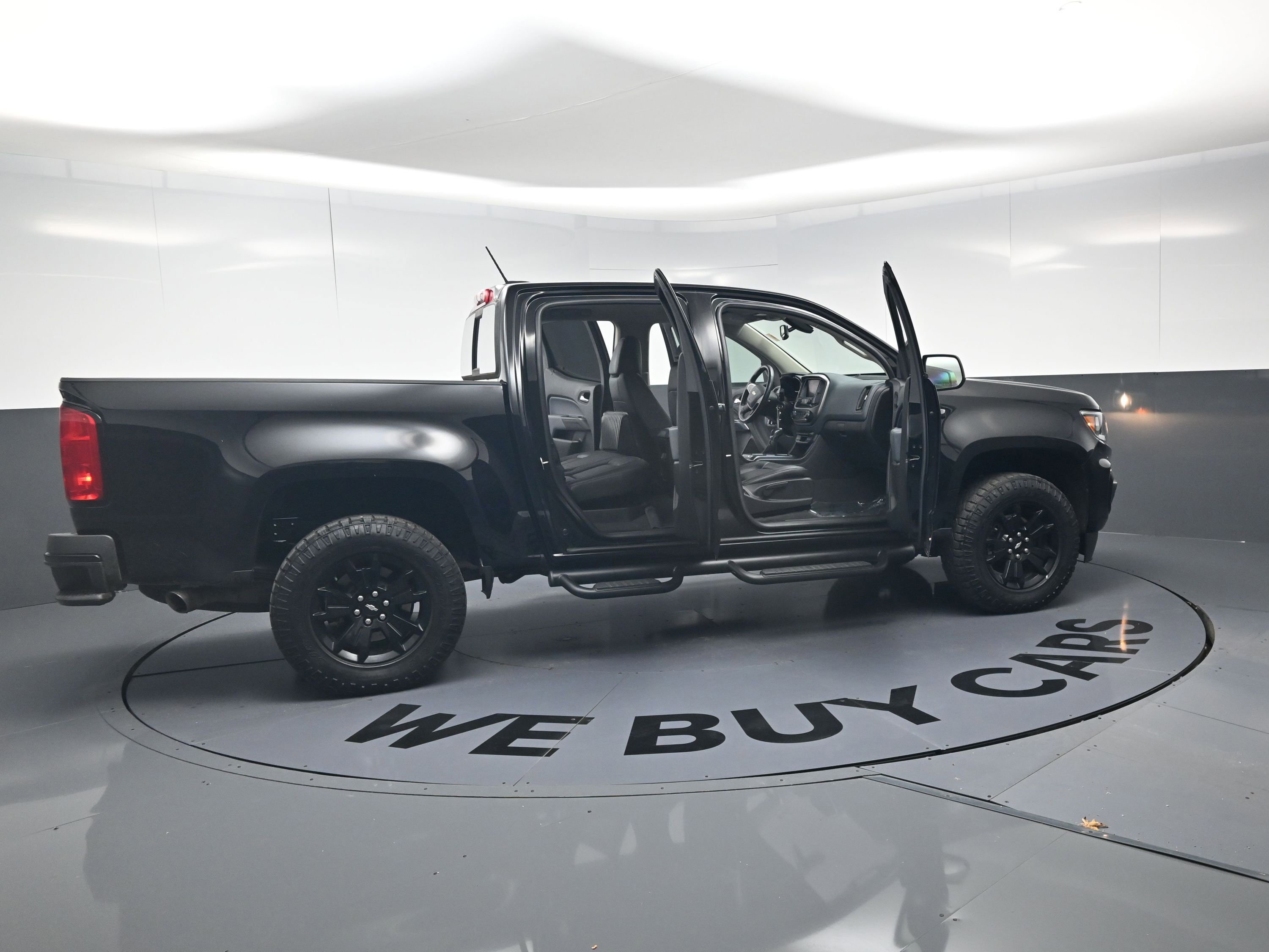 Used 2022 Chevrolet Colorado Z71 w/ Z71 Midnight Edition image 25