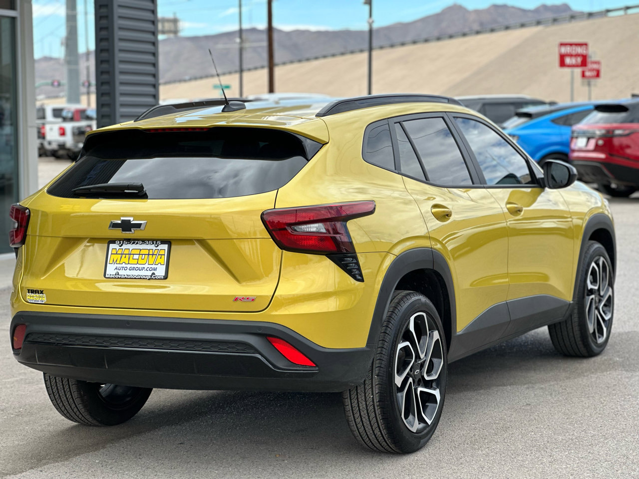 Used 2025 Chevrolet Trax RS w/ Driver Confidence Package image 7