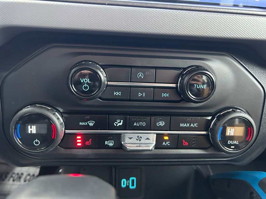 Certified 2024 Ford Bronco Black Diamond image 26