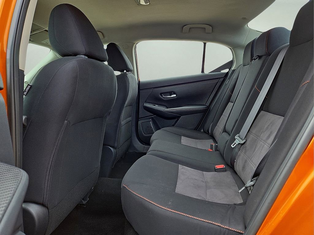 Used 2021 Nissan Sentra SR w/ Lighting Package image 15