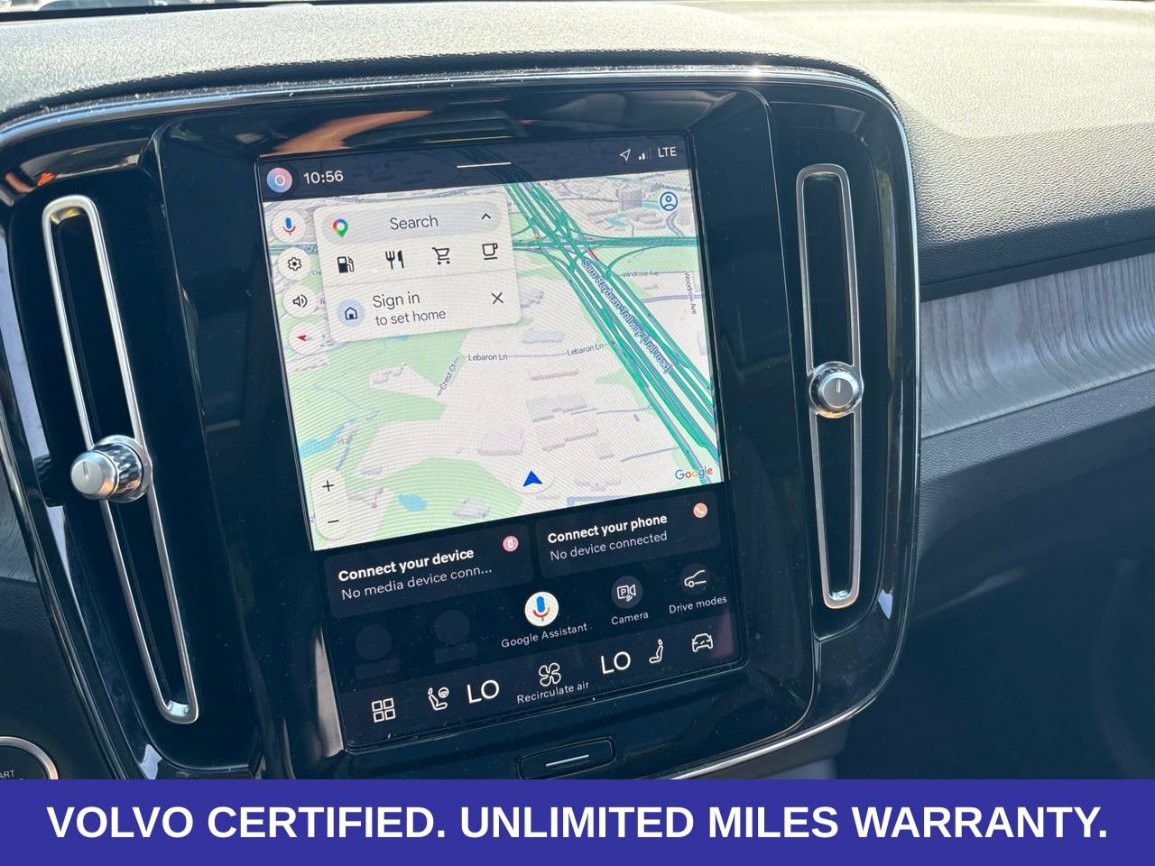 Certified 2024 Volvo XC40 B5 Plus w/ Protection Package Premier AWD/4WD image 19