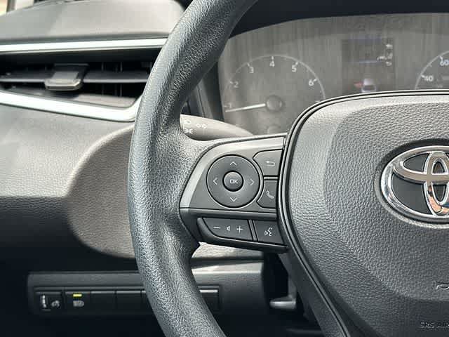 Used 2024 Toyota Corolla LE FWD image 8