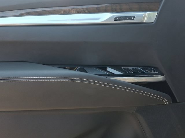 Used 2026 Cadillac Escalade Platinum Sport w/ LPO, Floor Liner Package AWD/4WD image 12