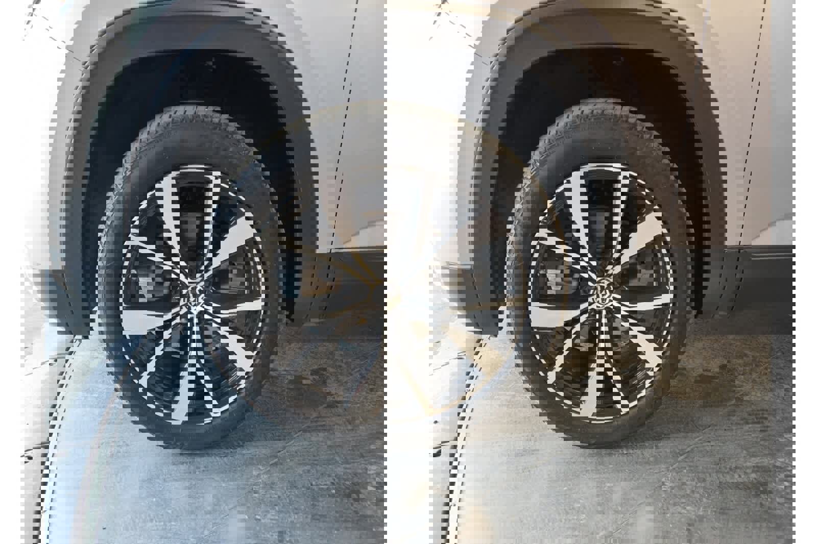 Used 2021 Volkswagen Atlas S image 3