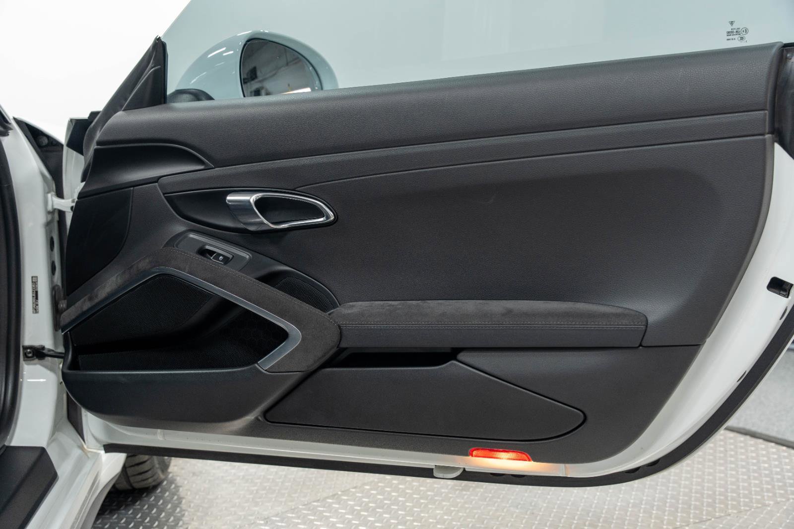 Used 2018 Porsche 911 Carrera GTS image 75