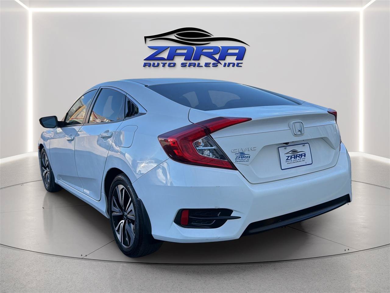 Used 2018 Honda Civic LX image 5