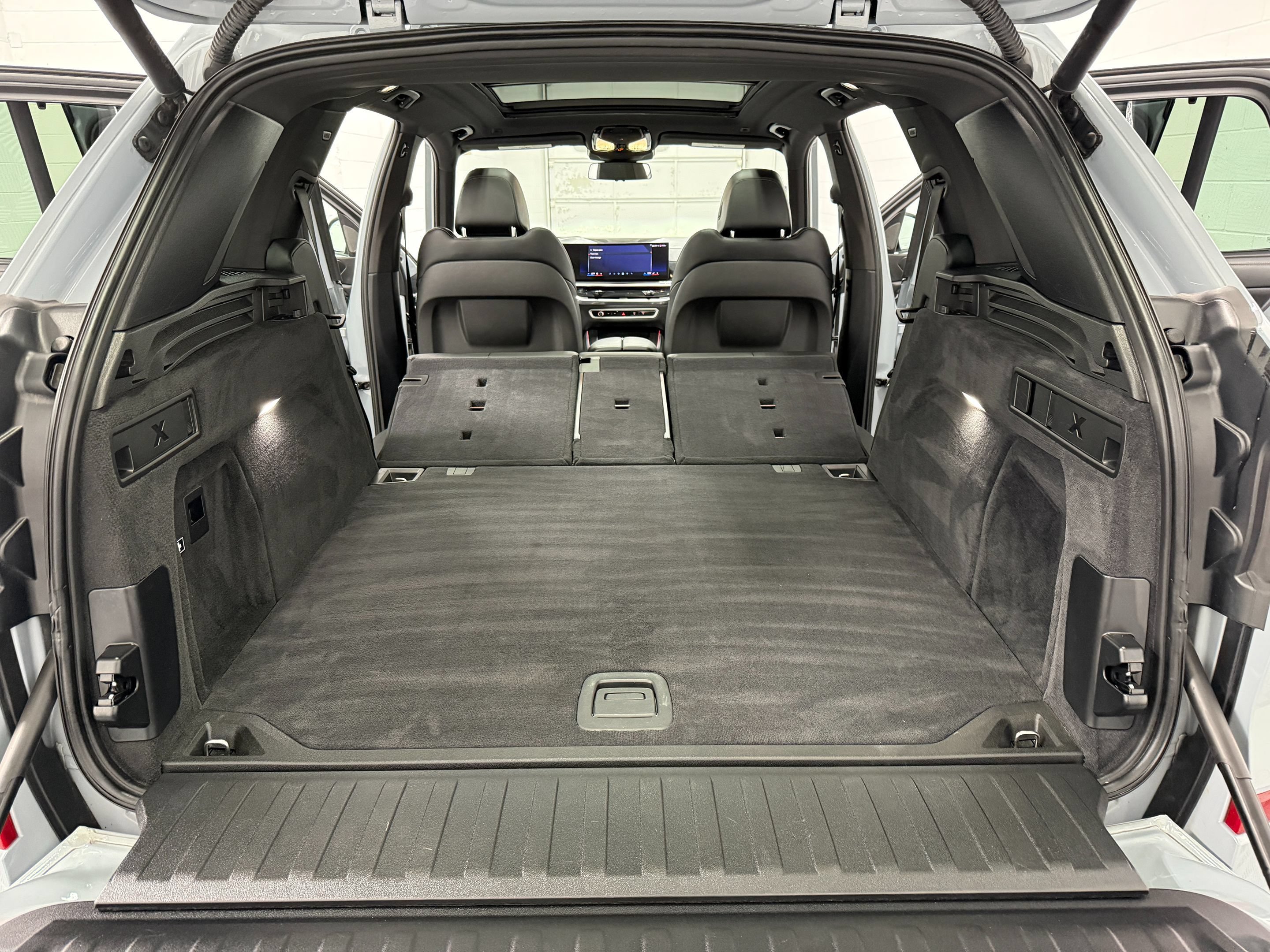 Used 2024 BMW X5 xDrive40i AWD/4WD image 38