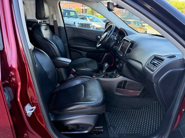 Used 2021 Jeep Compass Trailhawk AWD/4WD image 28