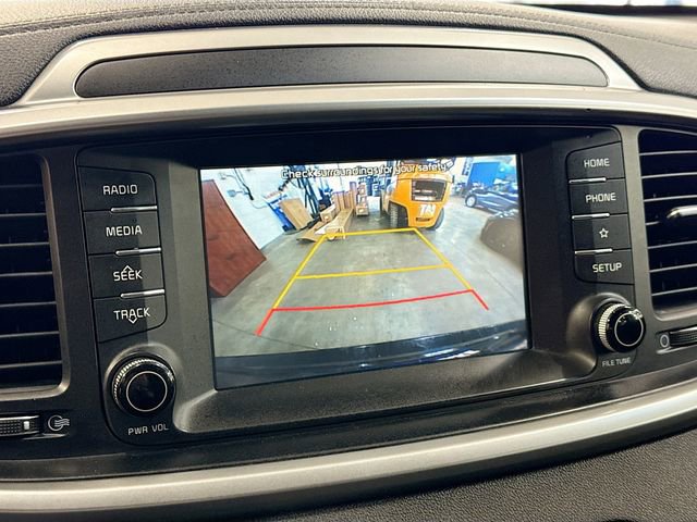 Used 2020 Kia Sorento LX w/ LX I4 Convenience Package image 14