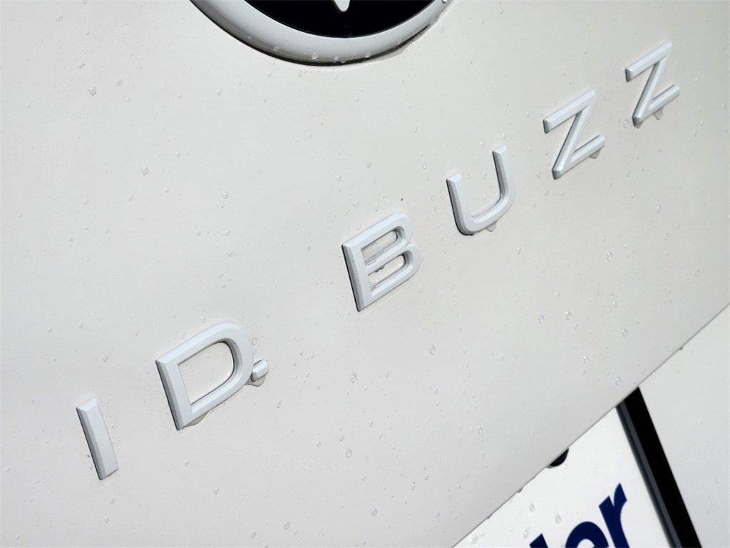 New 2025 Volkswagen ID. Buzz Pro S image 8