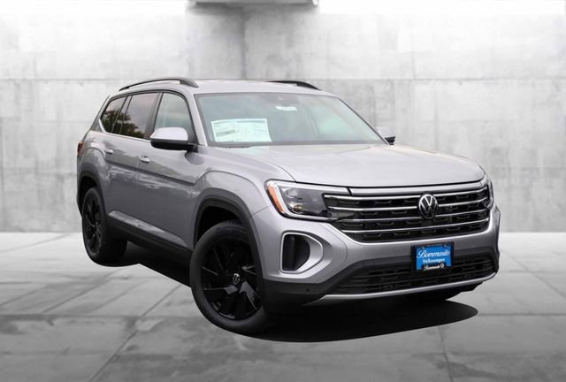New 2026 Volkswagen Atlas SE image 2