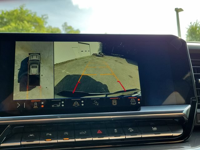 New 2026 Chevrolet Silverado 1500 High Country w/ Technology Package AWD/4WD image 29