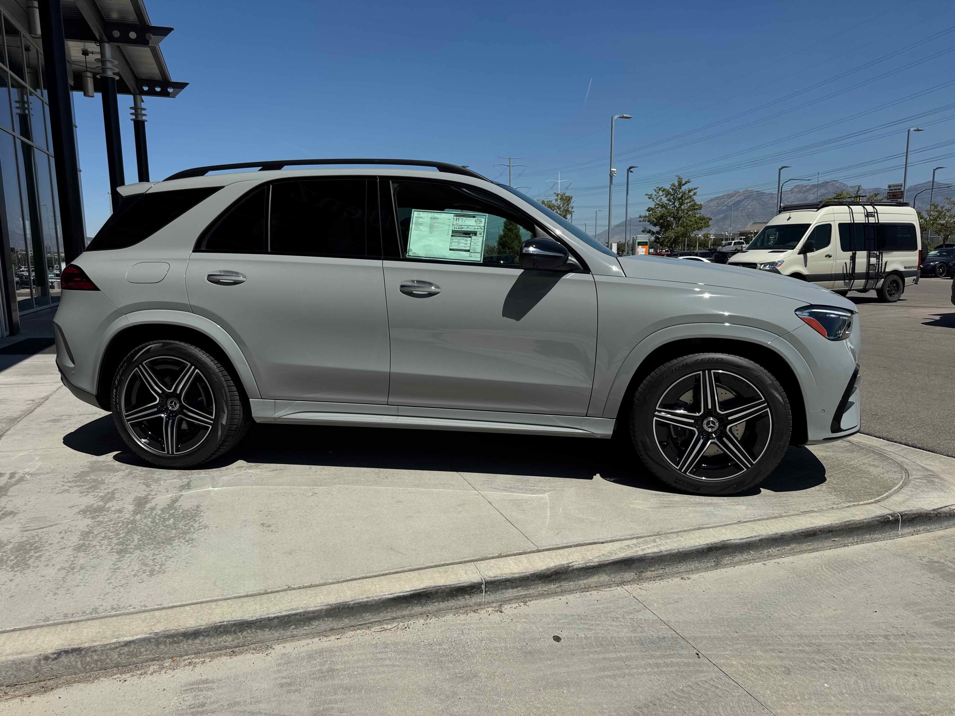 New 2025 Mercedes-Benz GLE 450 4MATIC image 9