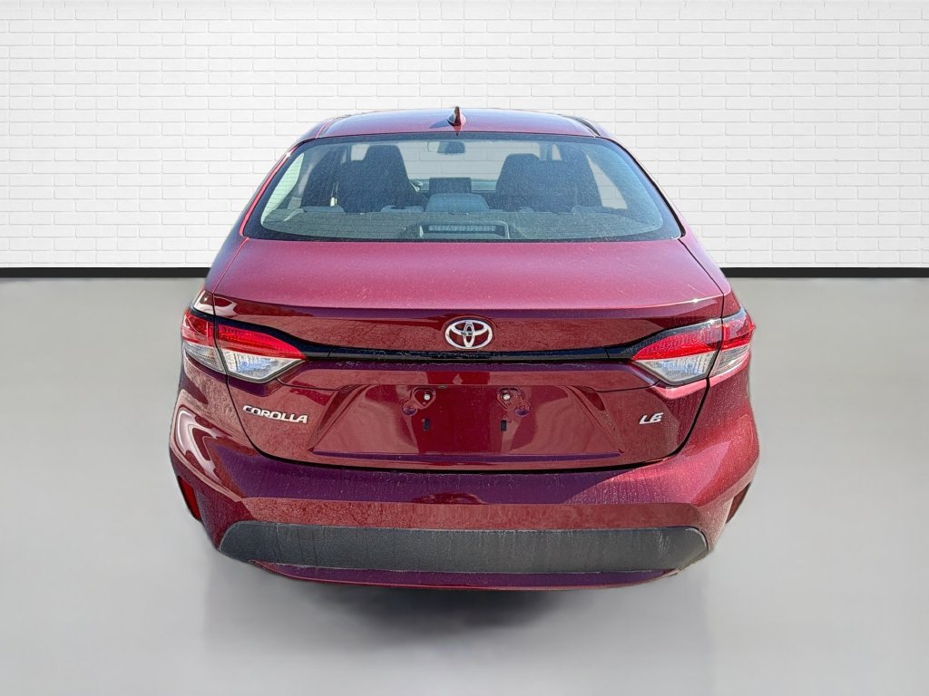 Used 2022 Toyota Corolla LE FWD image 8