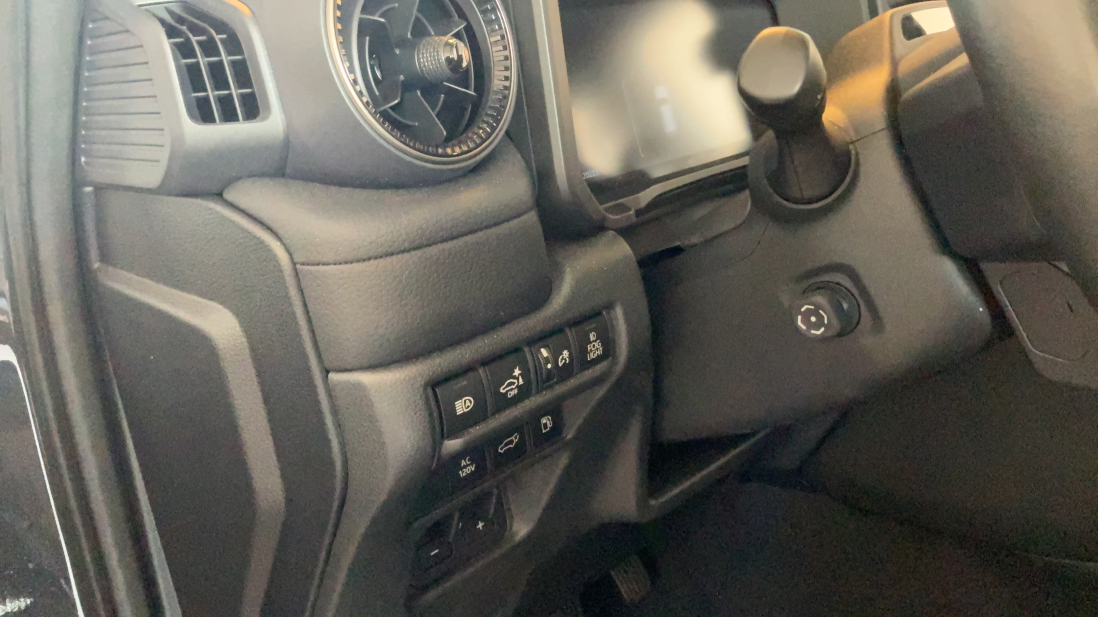 Certified 2025 Toyota Land Cruiser w/ Premium Package AWD/4WD image 22